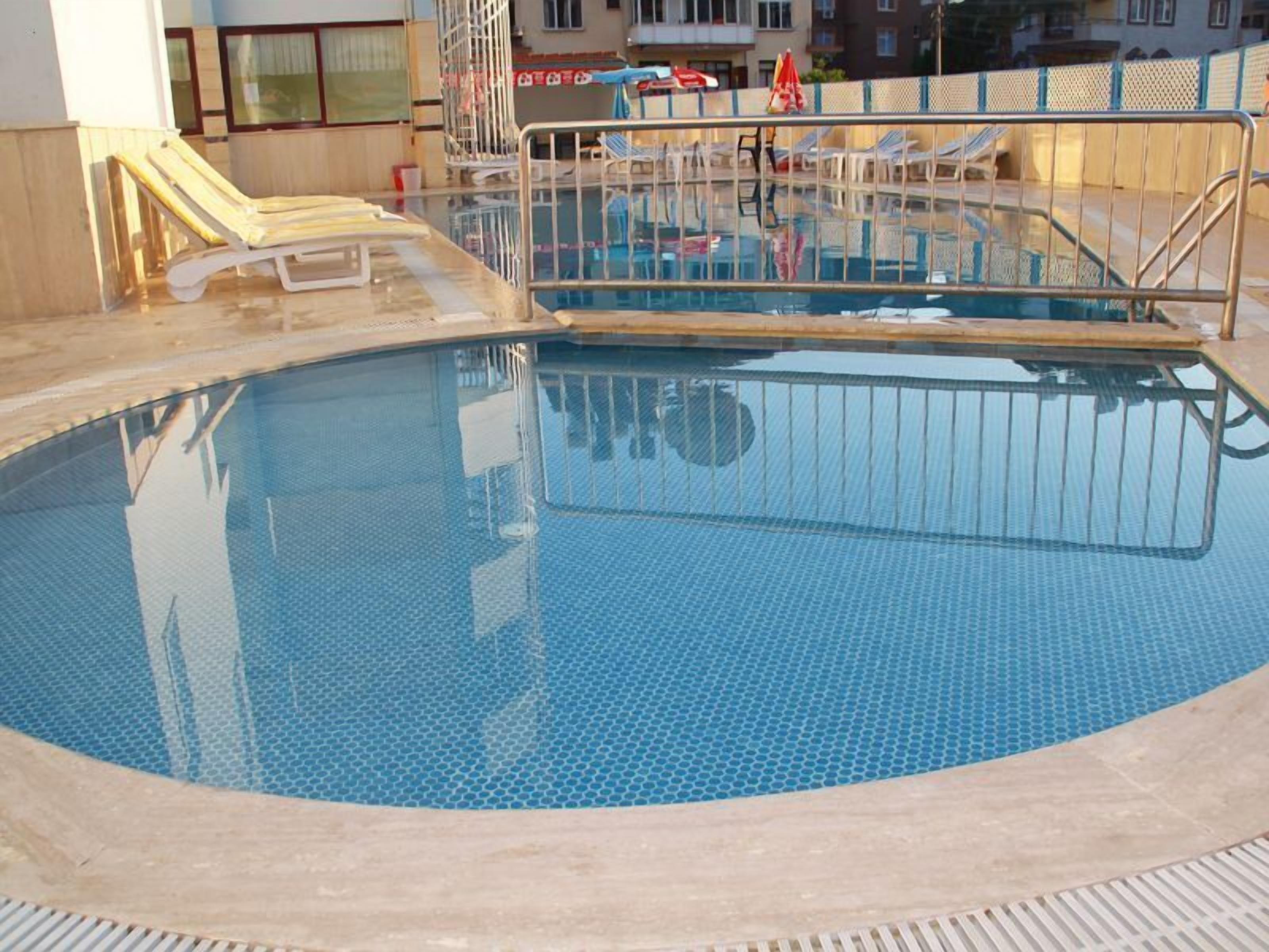Piscina all'aperto