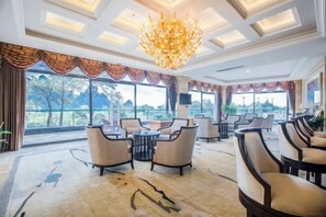 Restaurant - Guilin Landscape Golf Resort (Guilin)