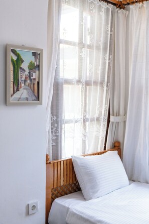 ห้องพักสำหรับสี่ท่าน | มินิบาร์, ตู้นิรภัยในห้องพัก, เตารีด/โต๊ะรีดผ้า, เปล/เตียงเด็กอ่อน (ฟรี)