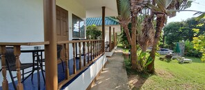 Superior Bungalow | Vue du balcon