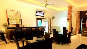 Bar (on property) - The Great Patong Residence (Patong)