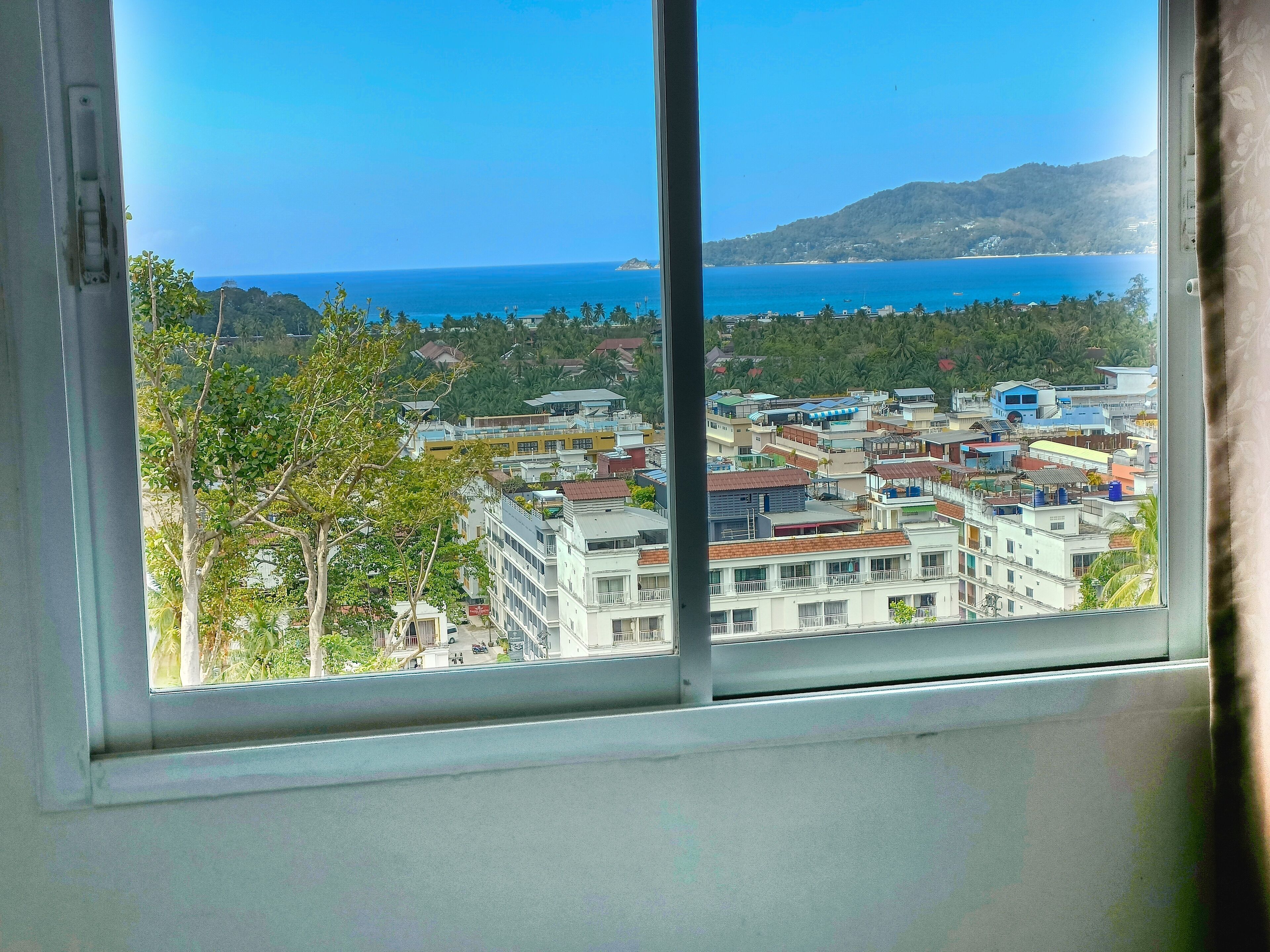 apartment, 1 bedroom, ocean view | blackout curtains, soundproofing, free wifi, bed sheets