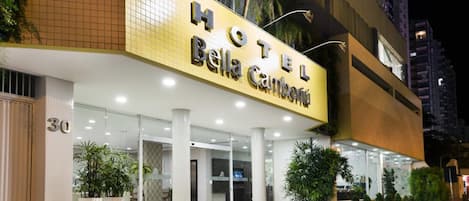 Fachada da propriedade