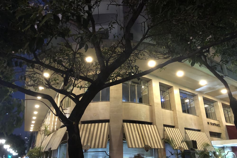 San Raphael Hotel