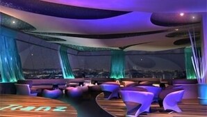 Serves dinner and happy hour - The Ttanz Hotel (Kuala Lumpur)