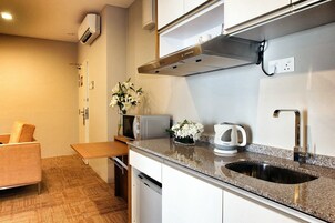 套房 | 私人厨房 | 微波炉、电热水壶