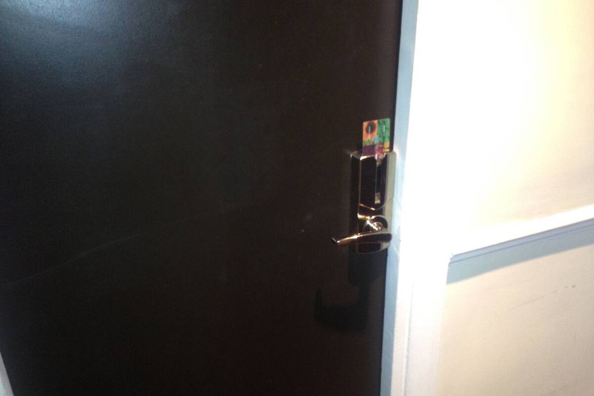 Basic Single Room, 1 Single Bed, Shared Bathroom