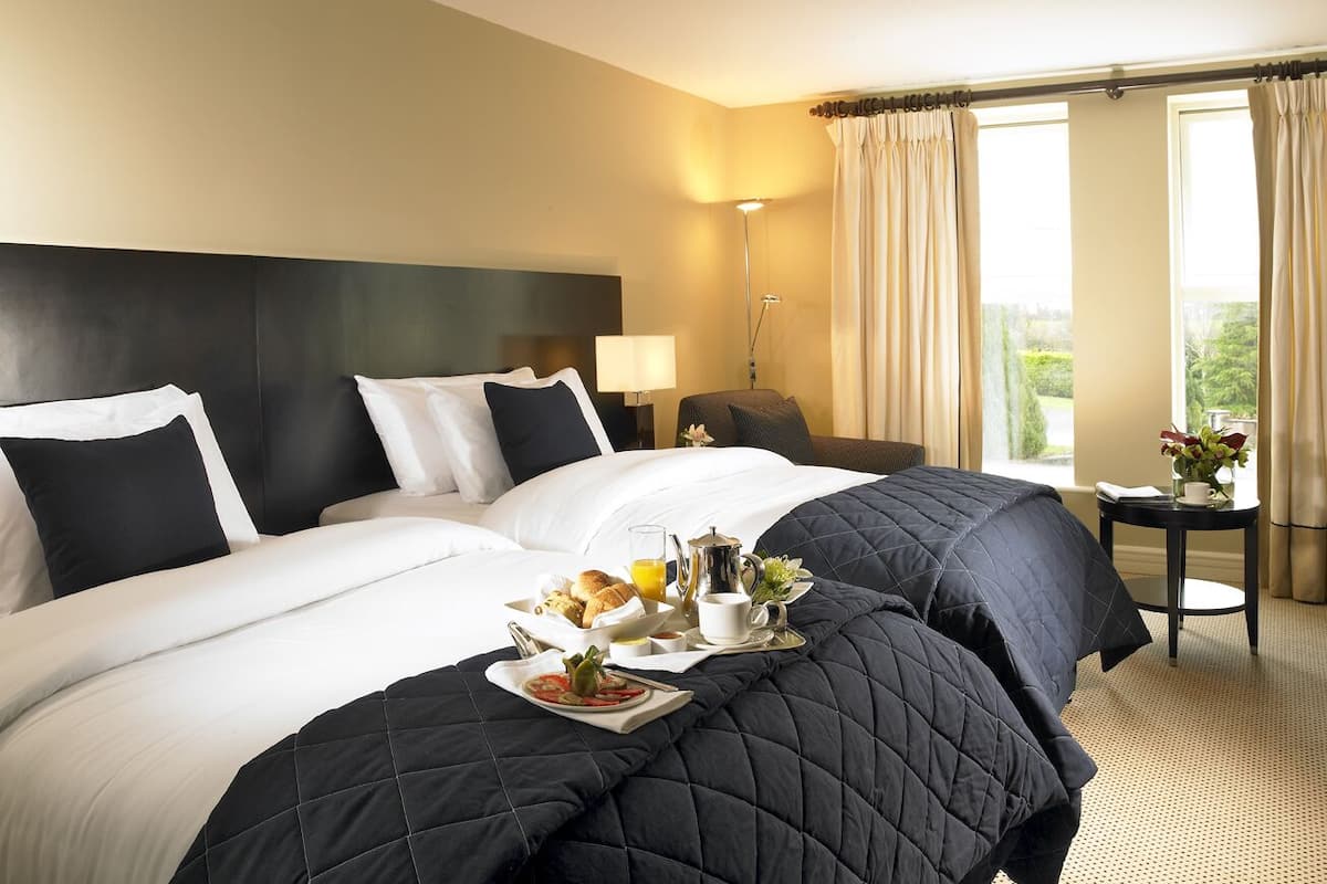 deluxe twin room | premium bedding, in-room safe, desk, soundproofing