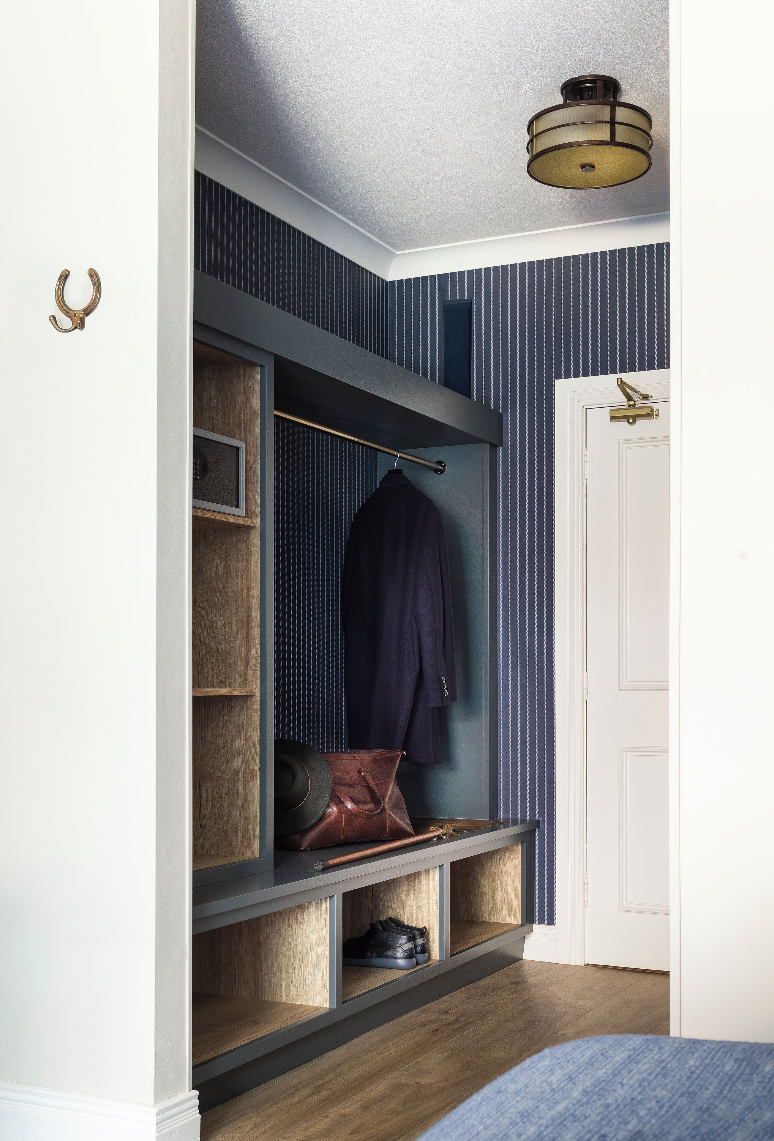 Photo - Horse & Jockey Hotel