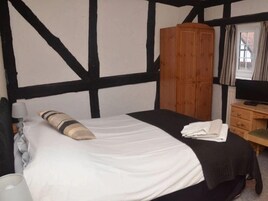 Chambre Double, salle de bains attenante (Room Only)