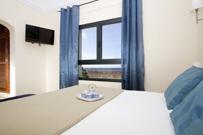 Deluxe Villa (6 people)
