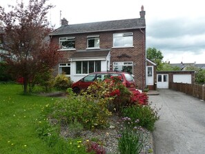 บริเวณภายนอก