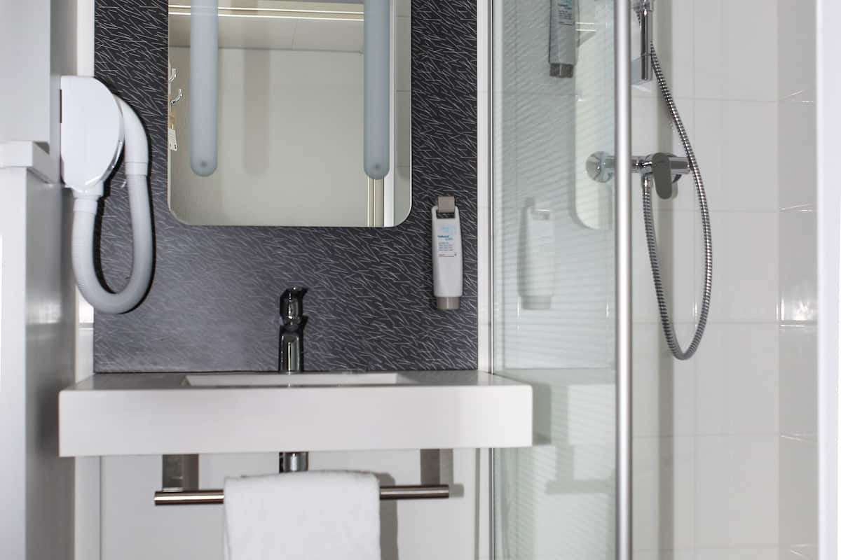 desk, soundproofing, iron/ironing board, free cots/infant beds