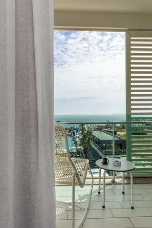 Premium bedding, free minibar, blackout curtains, soundproofing - White City Resort Hotel (Alanya)