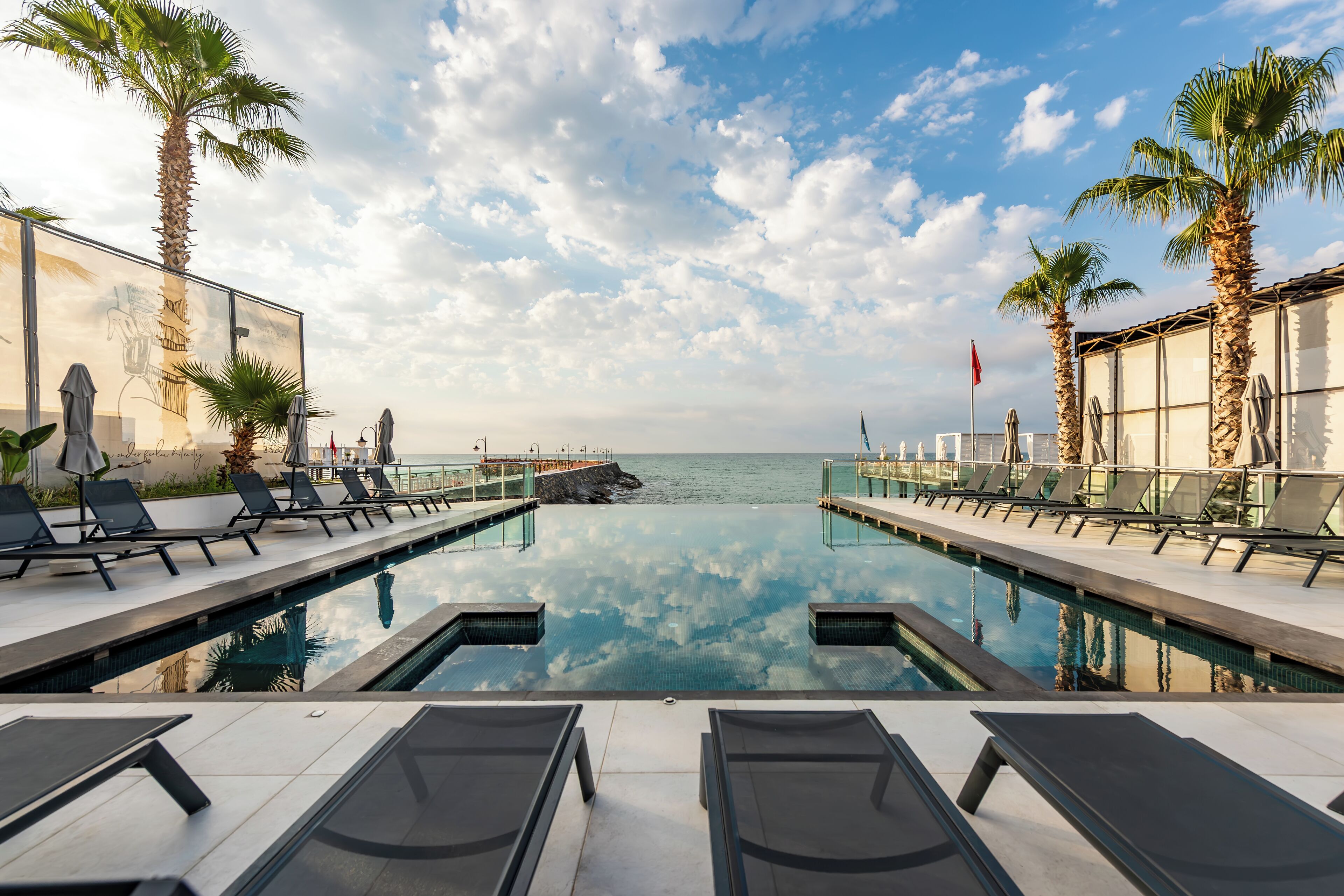 Indoor pool, seasonal outdoor pool, pool loungers