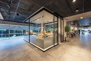 3 restaurants, spécialités Cuisine internationale