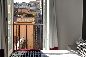 In-room safe, iron/ironing board, free cots/infant beds, travel cot - Piazzetta Margutta - My Extra Home (Rome)