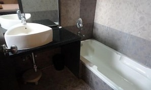 Đồ dùng nhà tắm miễn phí