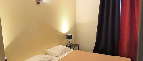 Apartment, 1 Bedroom | Desk, soundproofing, free cots/infant beds, free WiFi