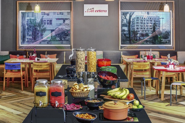 Daily buffet breakfast for a fee