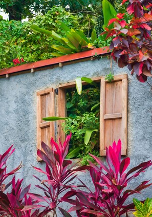Front of property - Hibiscus Valley Inn (Marigot)