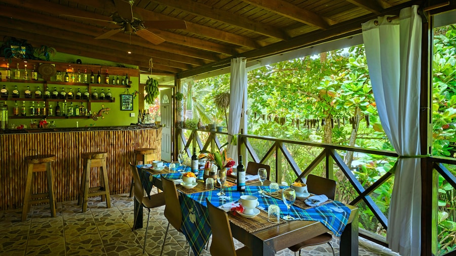 Hibiscus Valley Inn