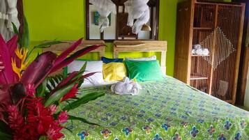 Nature Bungalow Room with fan | 1 bedroom, in-room safe, travel crib, bed sheets