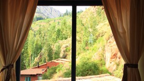 Single Room | Cribs (free), rollaway beds (free), WiFi (free), bed sheets - Melissa Wasi (Pisac)