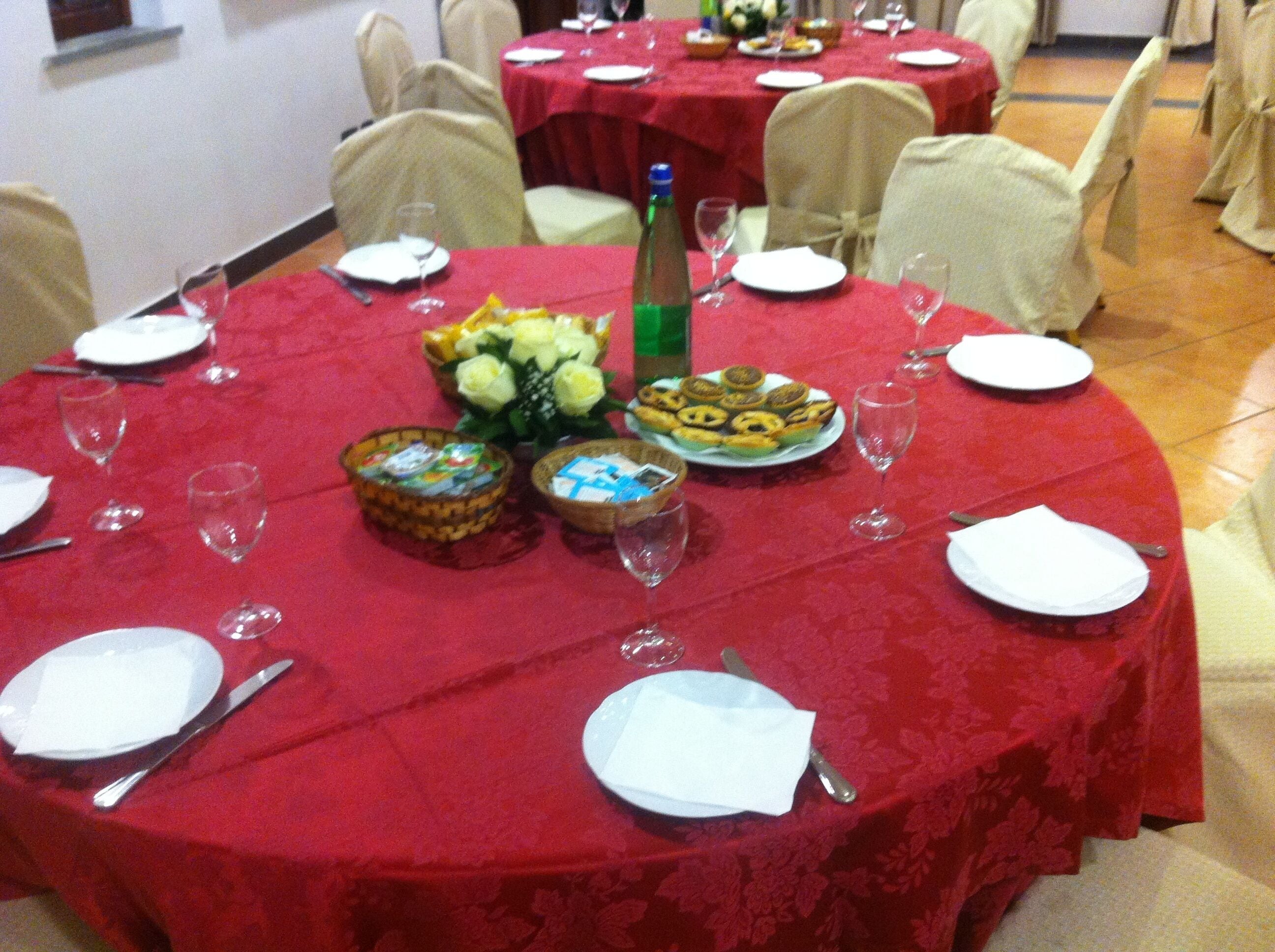 daily continental breakfast (eur 8 per person)