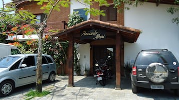 Entrada de la propiedad