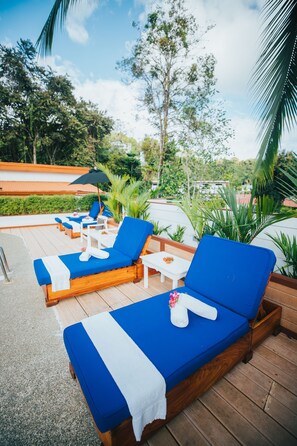 Outdoor pool - Hotel Villabosque Eco Boutique (Quepos)