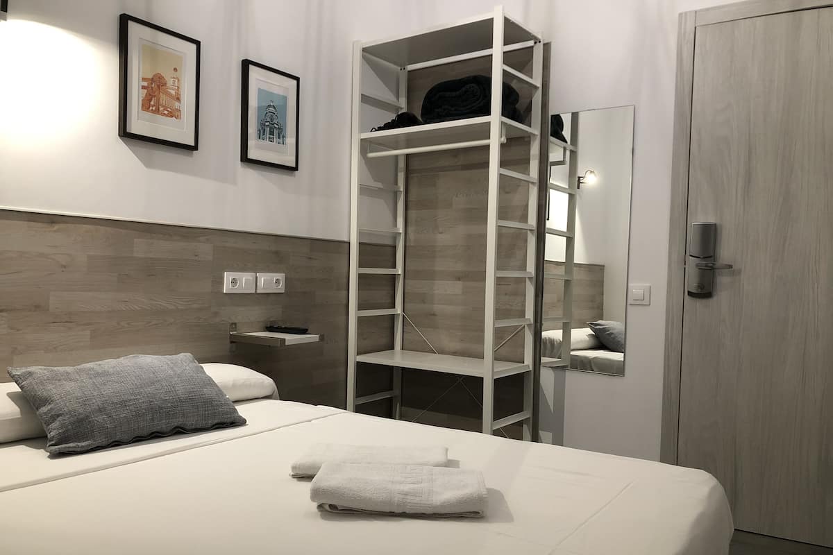 Doble Exterior | 1 bedroom, desk, blackout drapes, free WiFi