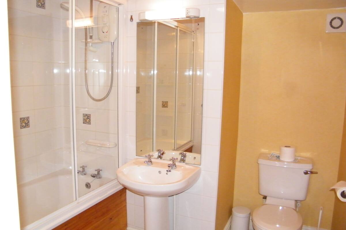 free toiletries, hair dryer, towels