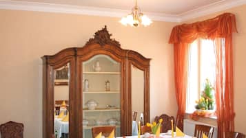 Desayuno buffet incluido todos los días