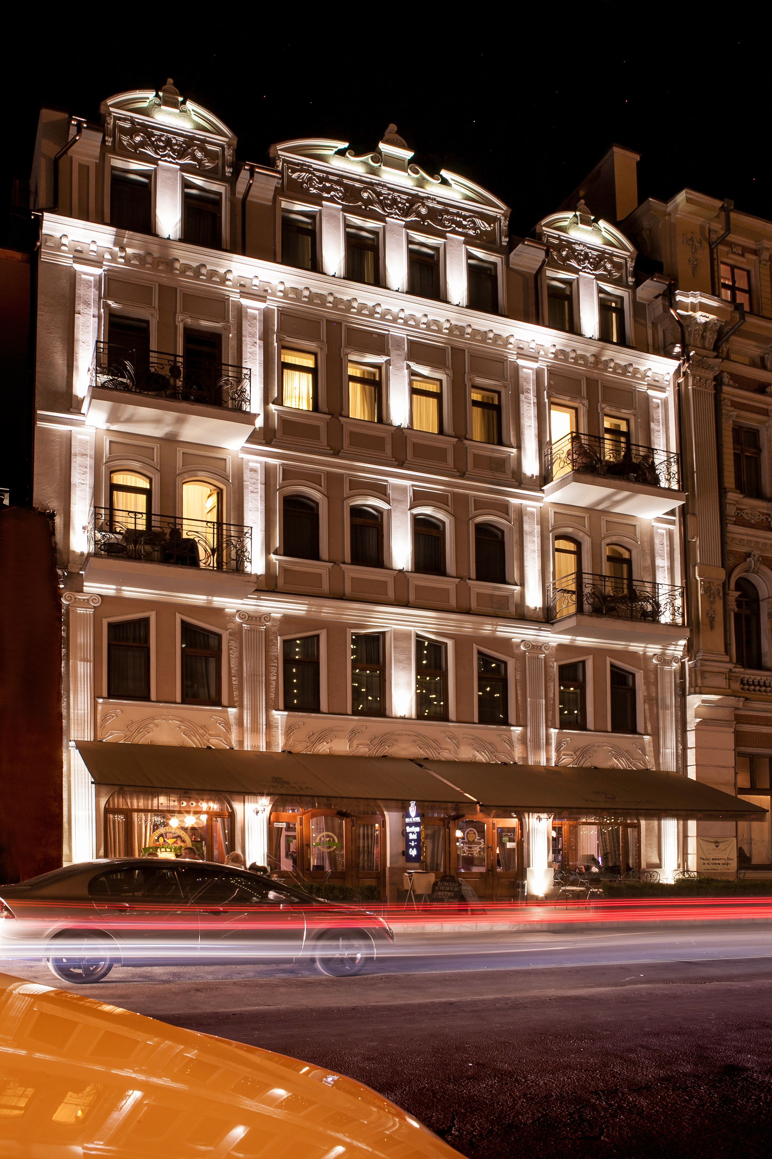 Overnatningsstedets facade