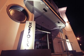 Overnatningsstedets facade