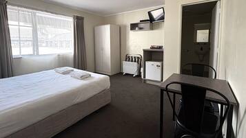 Chambre avec lits jumeaux | Wi-Fi gratuit, draps fournis