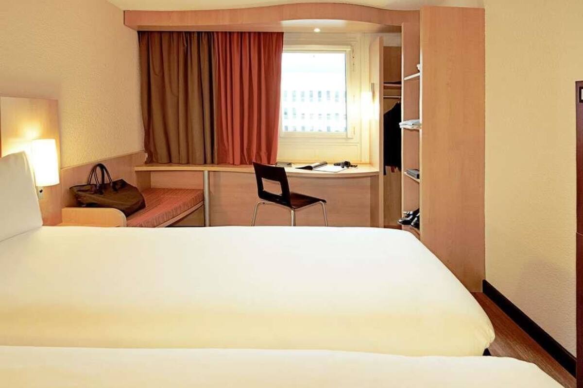Standard Room, 2 Single Beds