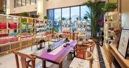 Regan International Hotel