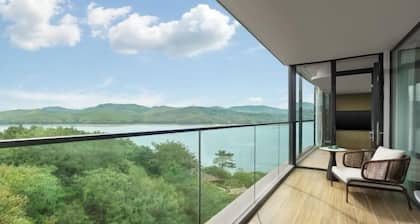 HENTIQUE RESORT TIANMU LAKE