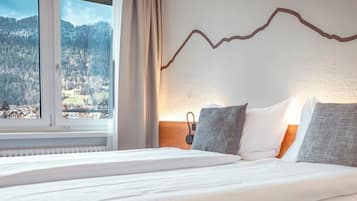 Double or Twin Room | Desk, free WiFi, bed sheets