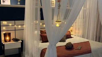 Minibar, in-room safe, free WiFi, bed sheets