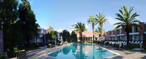 Outdoor pool, sun loungers