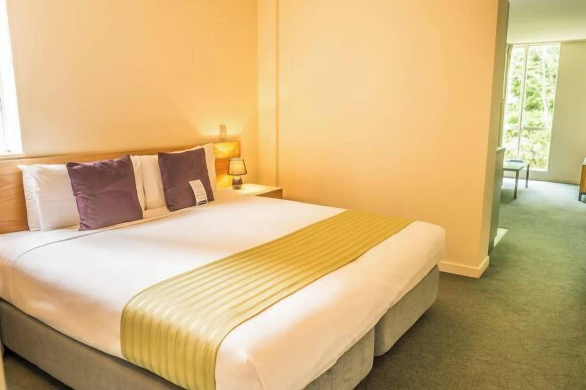1 bedroom, blackout curtains, iron/ironing board, free cots/infant beds