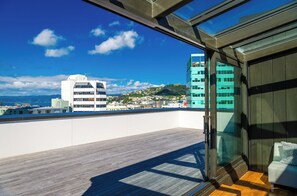Departamento, 3 habitaciones, balcón, vista al puerto | Vista a la playa o el mar