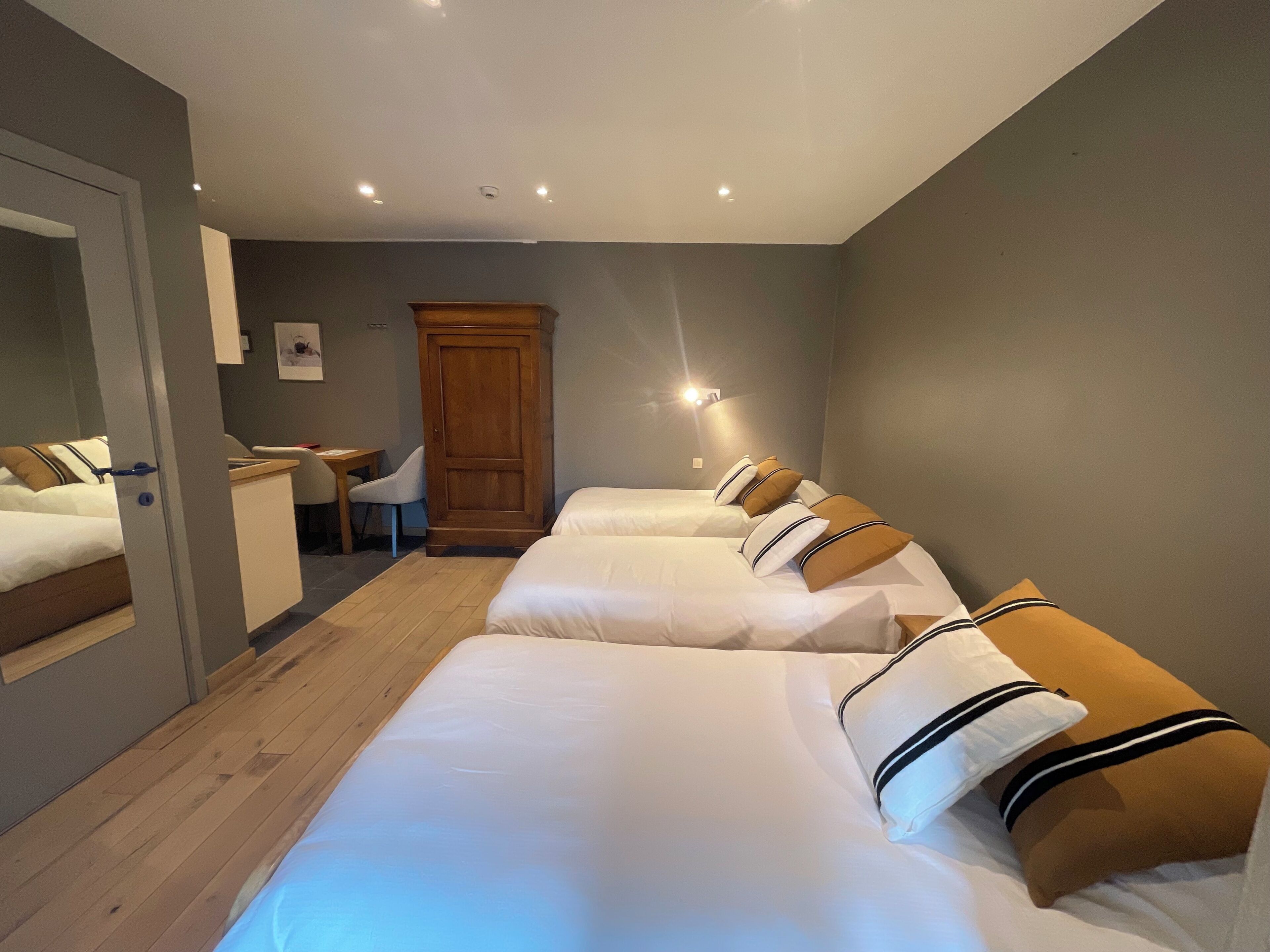 Triple Room (1st floor) | 1 bedroom, individually decorated, individually furnished