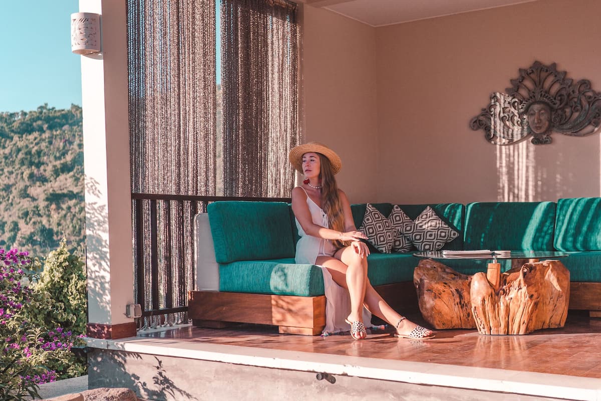 Villa, 1 Schlafzimmer, eigener Pool, Meerblick | Wohnbereich