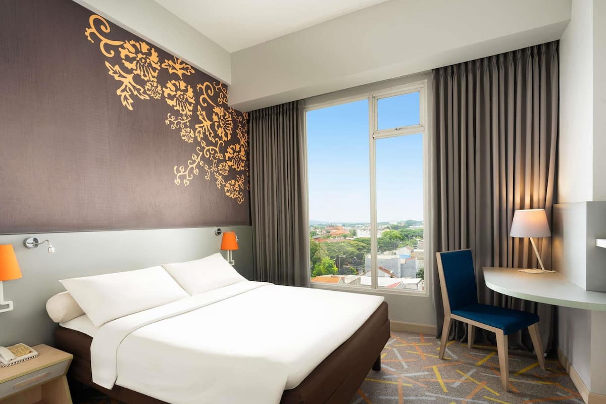 Superior Room, 1 Queen Bed