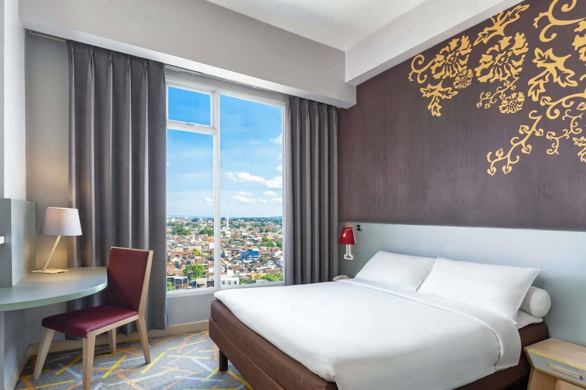Superior Room, 1 Queen Bed