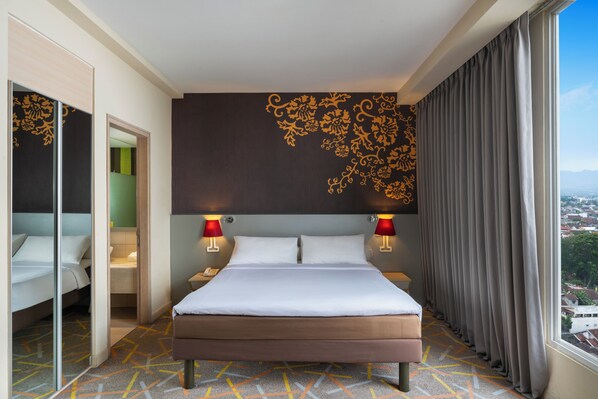Premium bedding, minibar, in-room safe, desk - Ibis Styles Malang (Malang)